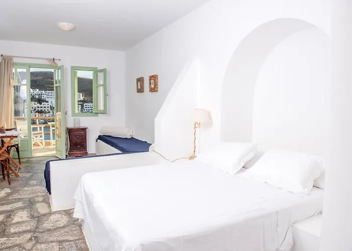 Kontseta Pensión 3*