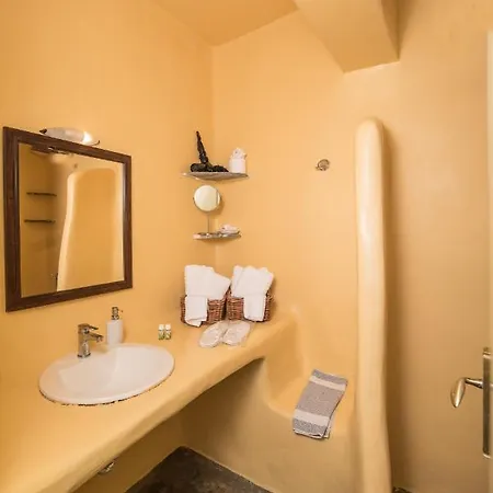 ゲストハウス Kontseta 3*